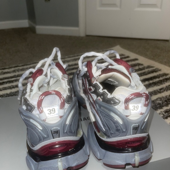Balenciaga runners - Picture 5 of 8